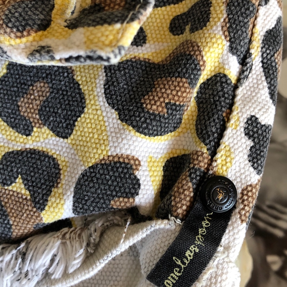 One Teaspoon Leopard Bandits Denim Cutoff Shorts - Picture 5 of 8